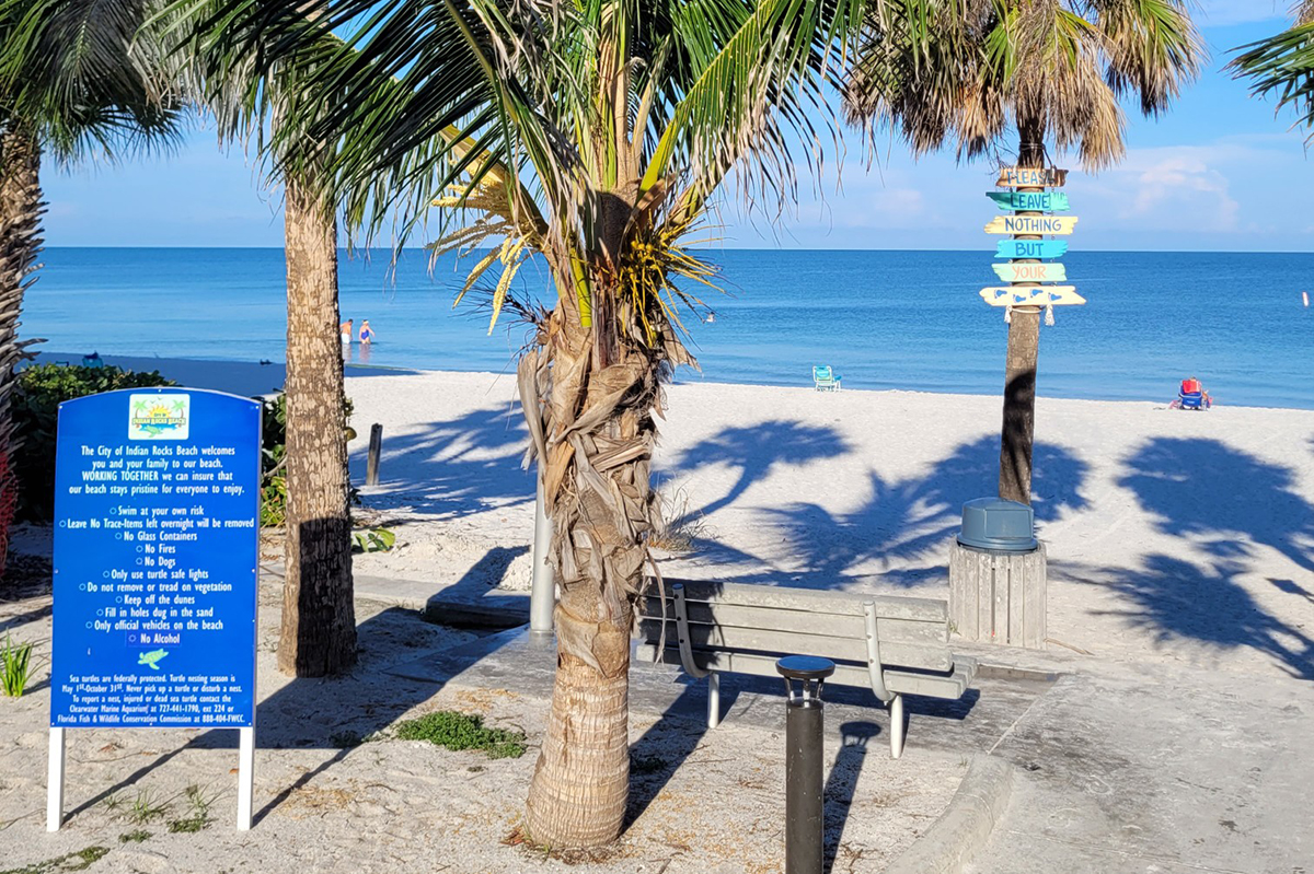 decorative signs at an Indian Rocks Beach access point